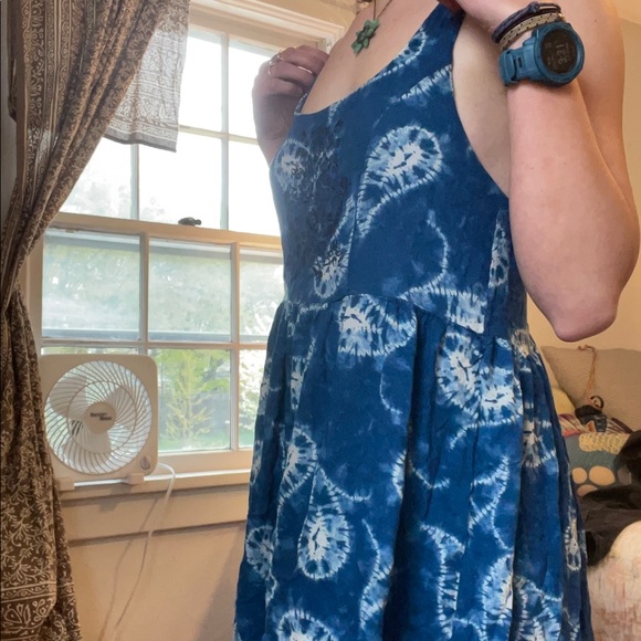 Blue paisley sun dress - Picture 3 of 7